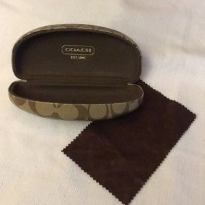 Coach Eyeglass Hard Case for Sunglasses Brown.
